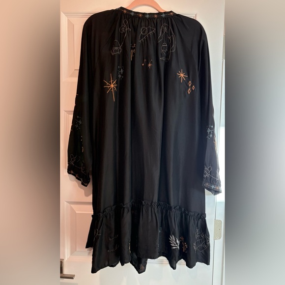 Johnny Was CALME YOGI EMBROIDERED FRIDAY DRESS - BLACK - Picture 4 of 9